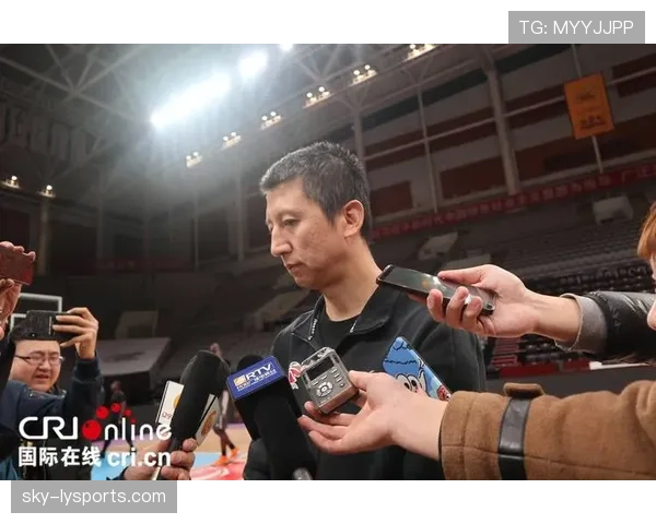 场外人员干扰比赛，裁判如何判罚？